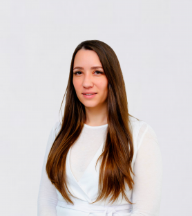 Анна Зонова