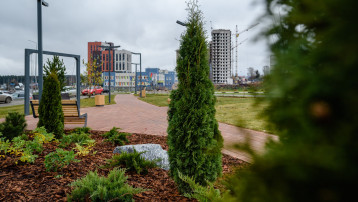 Теперь два новых сквера украшают Чистые пруды
